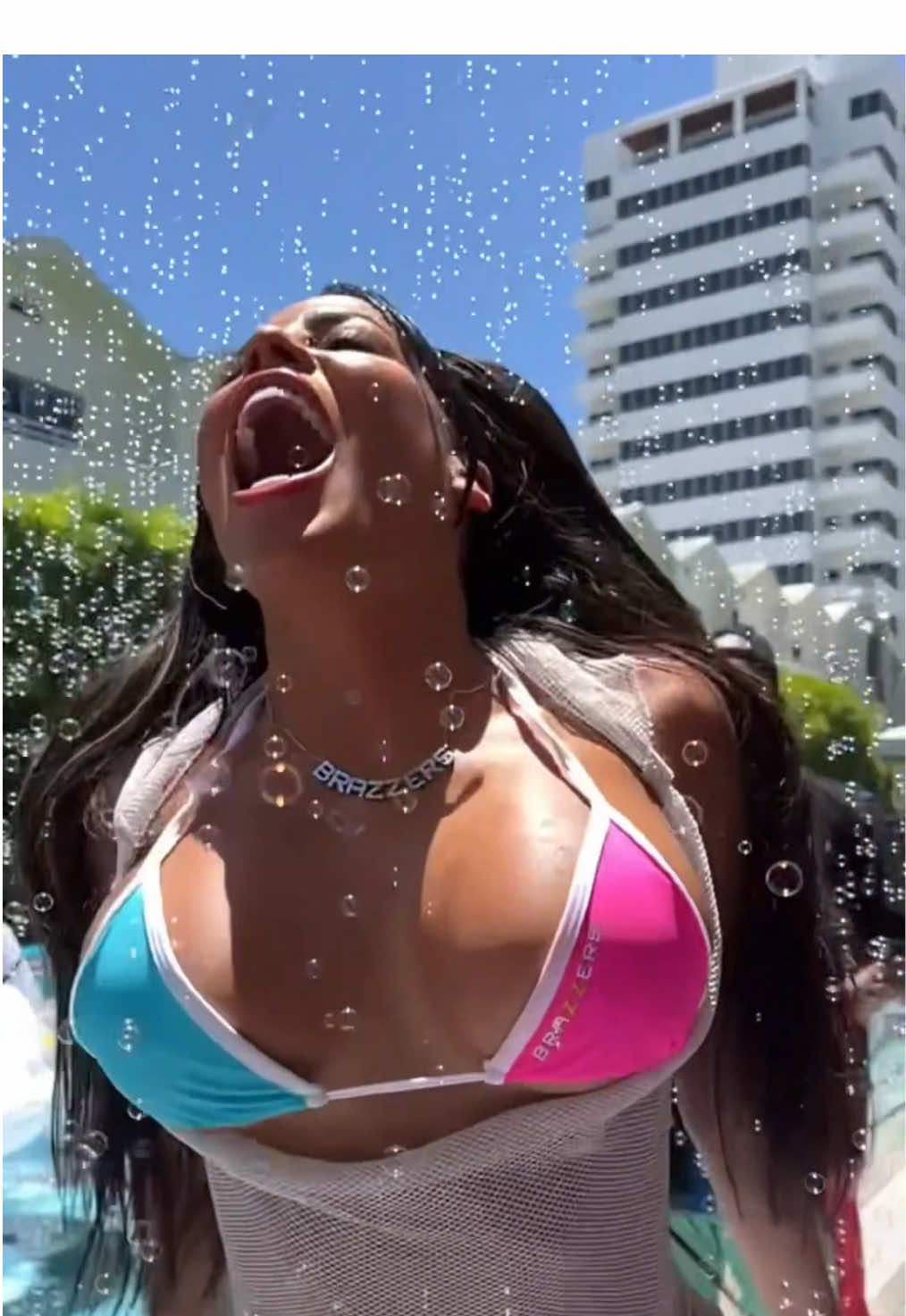 A post by @zz_universe on TikTok caption: Just a normal day in Miami… #poolparty #summervibes #funinthesun #bubbles 