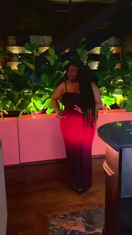 A post by @vibreusecanadienne on TikTok caption: #foryoupage #viralvideos #ready 