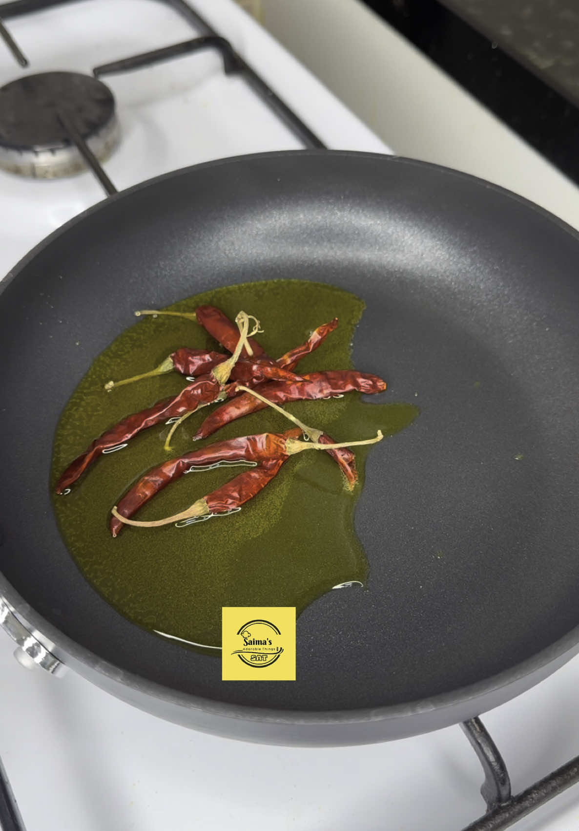 A post by @saimaafrosetonni on TikTok caption: আলু ভর্তা 🌶️