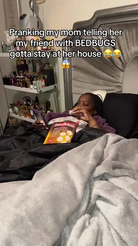 A post by @niyawiyaaa18 on TikTok caption: I’m glad ion really b otp with people around her cause she have no filter 😂😂😂😂💯 #vira #foryoupage #viralvideos #msfyatee #otp #prank #bedbugs #niya #foryoupage❤️❤️ #foryoupageofficiall #haha 