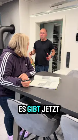 A post by @miss_schumiiiiandfamily on TikTok caption: #ehe #eheleben #sarkasmus #humor #ironie #monster #reallifeathome #reallife #alltagswahnsinn #partner #couple #prank #hoppsgenommen #typischmann #fyp 