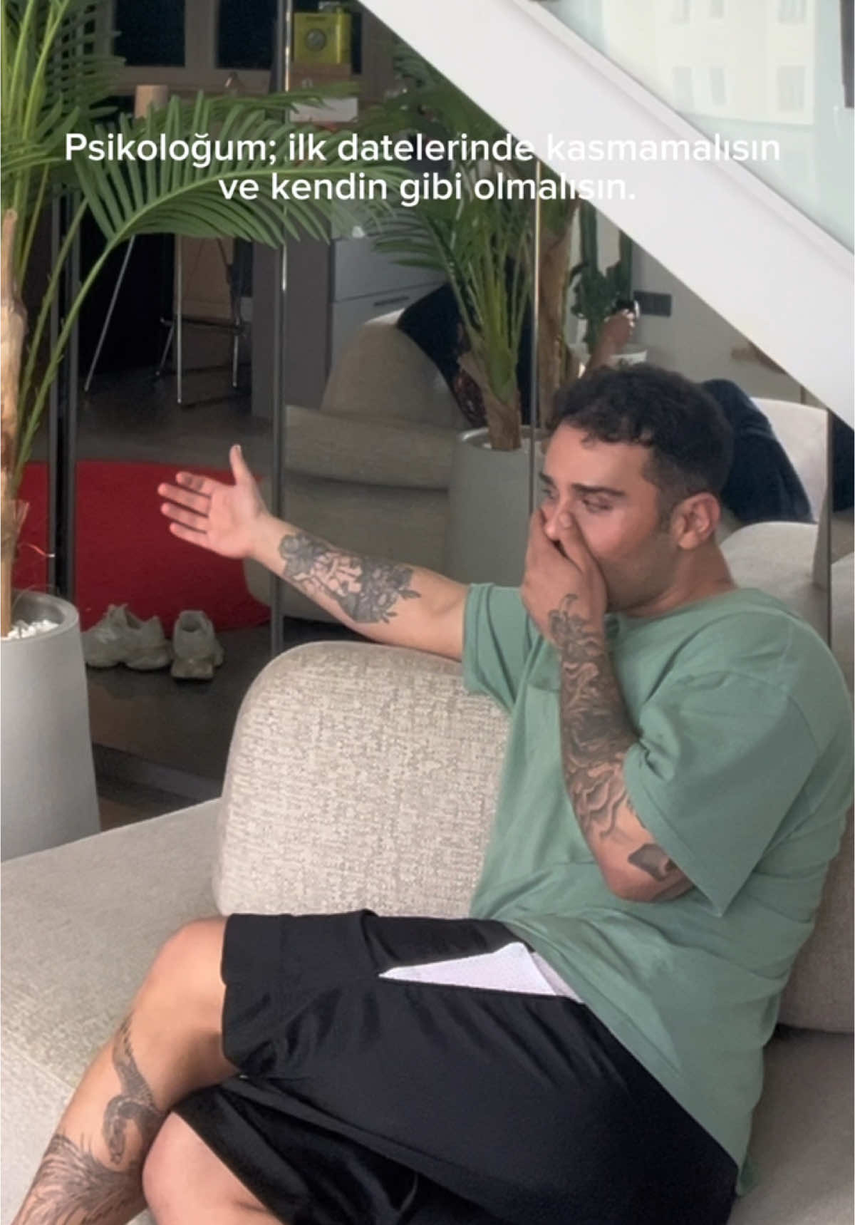 A post by @ogunalibaas on TikTok caption: Yanlış bişey yaptığımı düşünmüyorum  @Selinay 