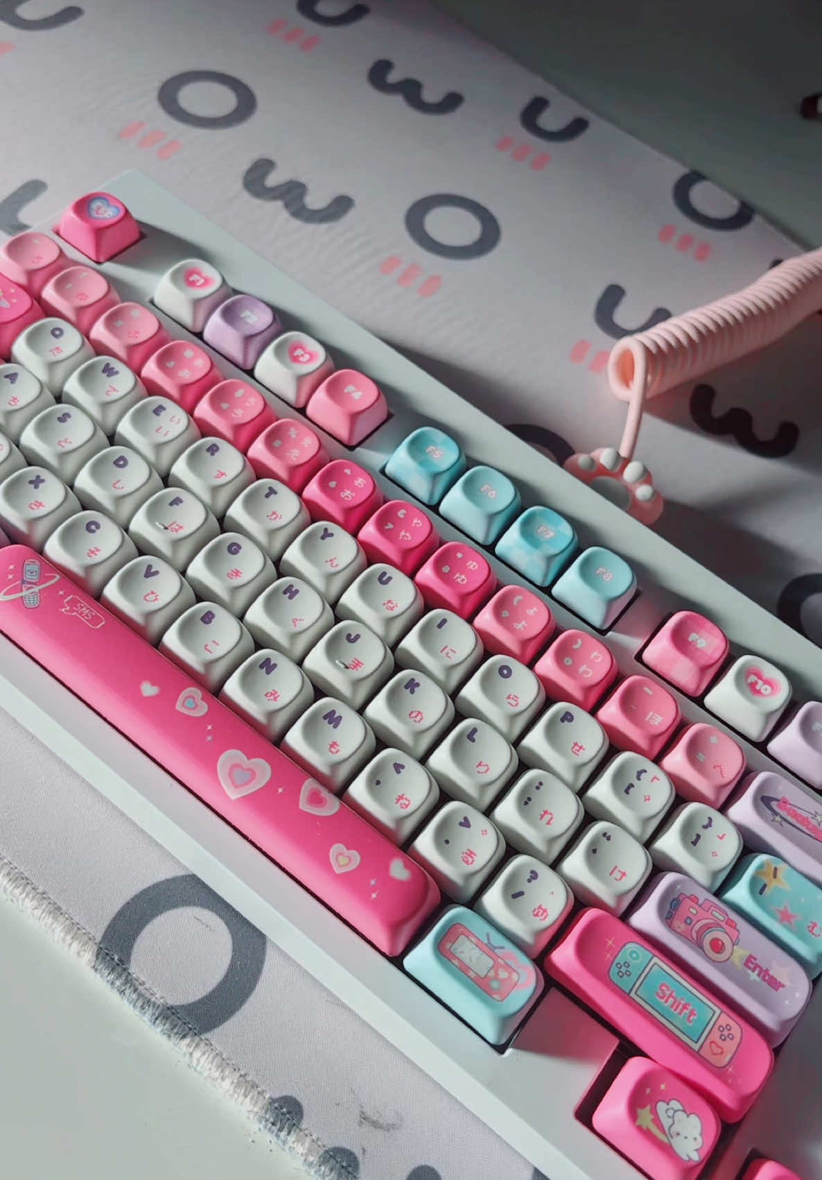 A post by @nintendo.grl on TikTok caption: @elyxirine 🎀⭐️ x @KiiBOOM key cap set !! it's SOOOO cute, my new favourite keycaps for sure 🥹🫶🏻💕 // #asmr#kawaii#oddlysatisfying#keyboardasmr#pinksetup#anime#sanrio#hellokitty#kawaiiaesthetic  