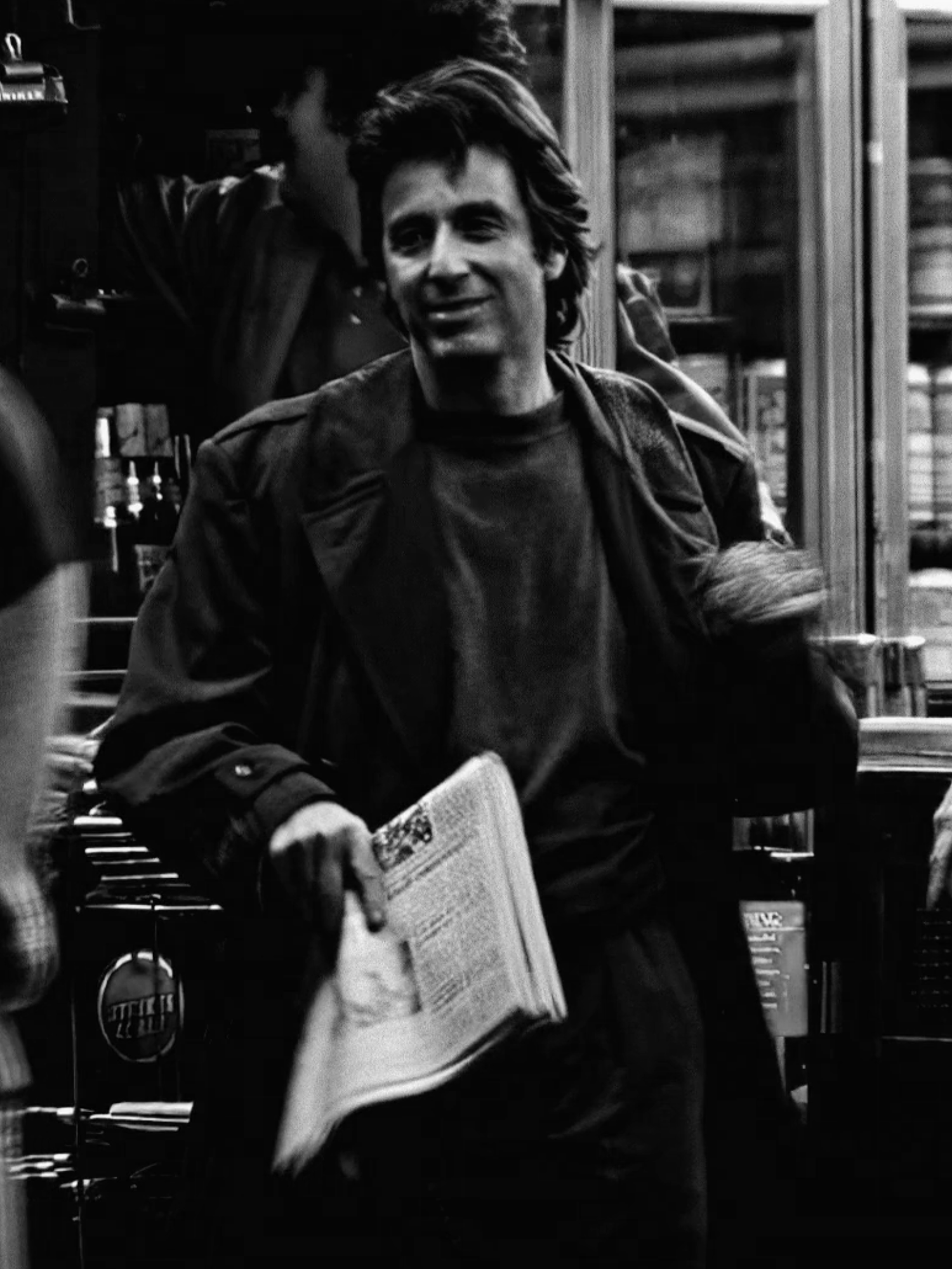 A post by @jhonypeuz on TikTok caption: can't believe he was 51yo in this movie #frankieandjohnny #alpacino #edit
