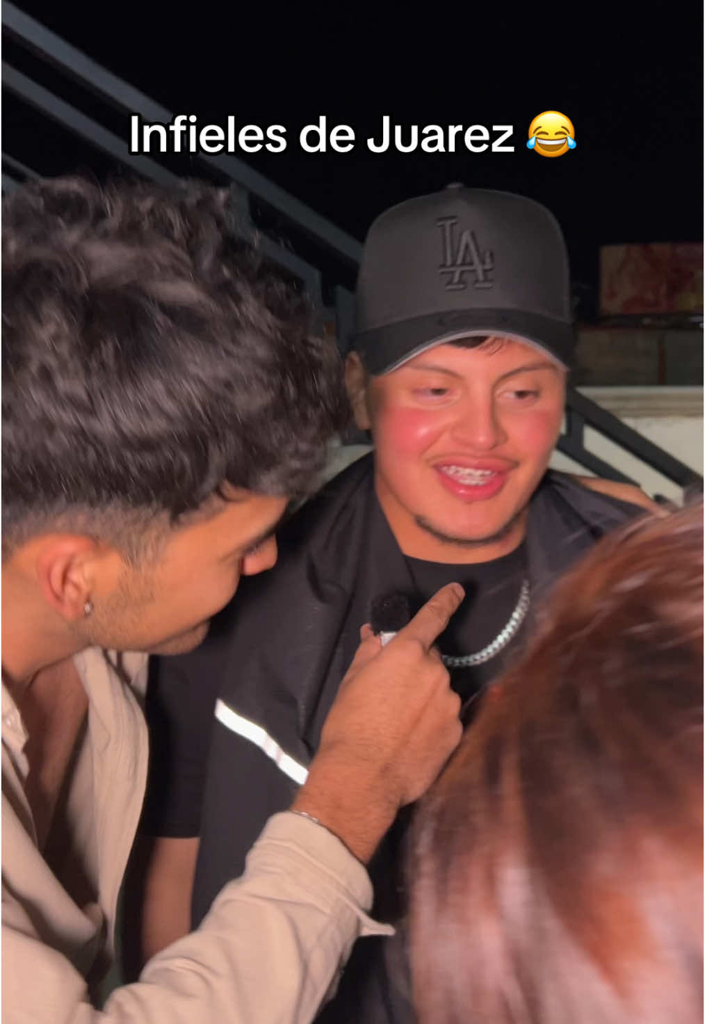 A post by @avila.carloss on TikTok caption: 😭😭 #infiel #infieles #fypシ #odessatx #656 #ex #carlosavila 