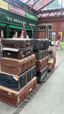A post by @_diveeya on TikTok caption: British old goodies #severnvalleyrailway #britan 