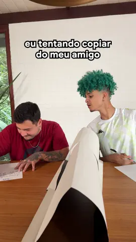 A post by @jooj on TikTok caption: simplesmente não dá 😭 #irmaosnatu 