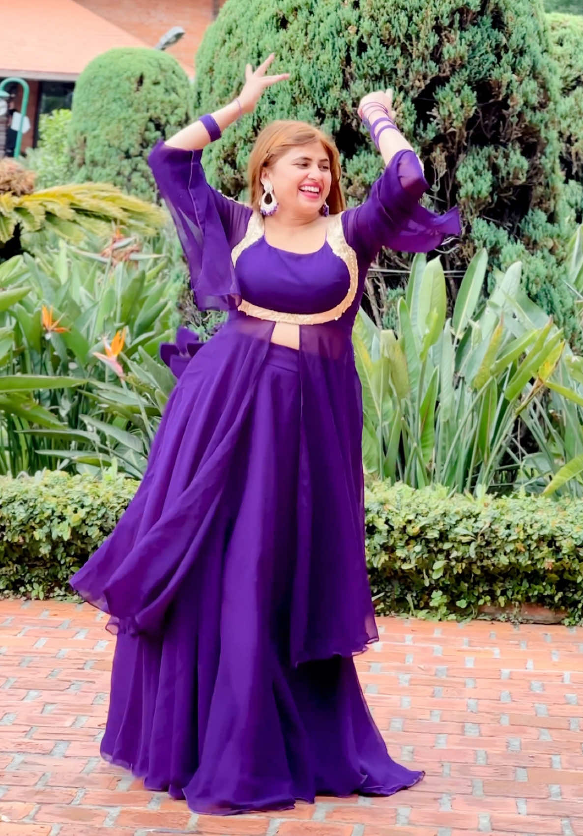 A post by @zhasamridhi on TikTok caption: #samridhizha #foryou 