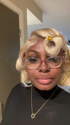 A post by @itsbriiezie on TikTok caption: #CapCut #fyp 