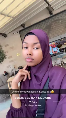 A post by @samiradakane1 on TikTok caption: Kuligiin Karibu Kenya iso wada qora😂😂😂#fyp #somalitiktok #samiradakane1 