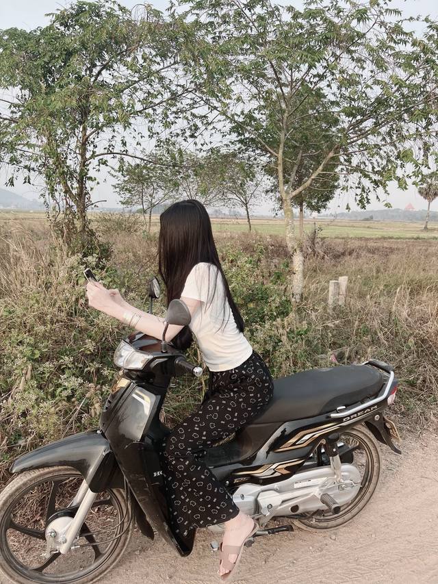 A post by @kanhasissa on TikTok
