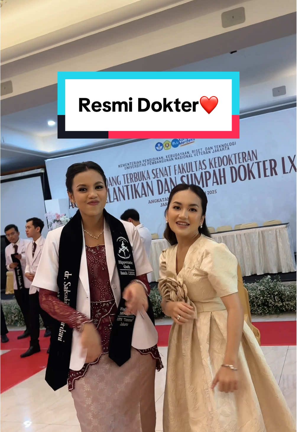A post by @lalitahutami on TikTok caption: Resmi jadi Dokter☺️❤️ @Cacha Salsa @Ibnu Wardani @iniristamoritaa 