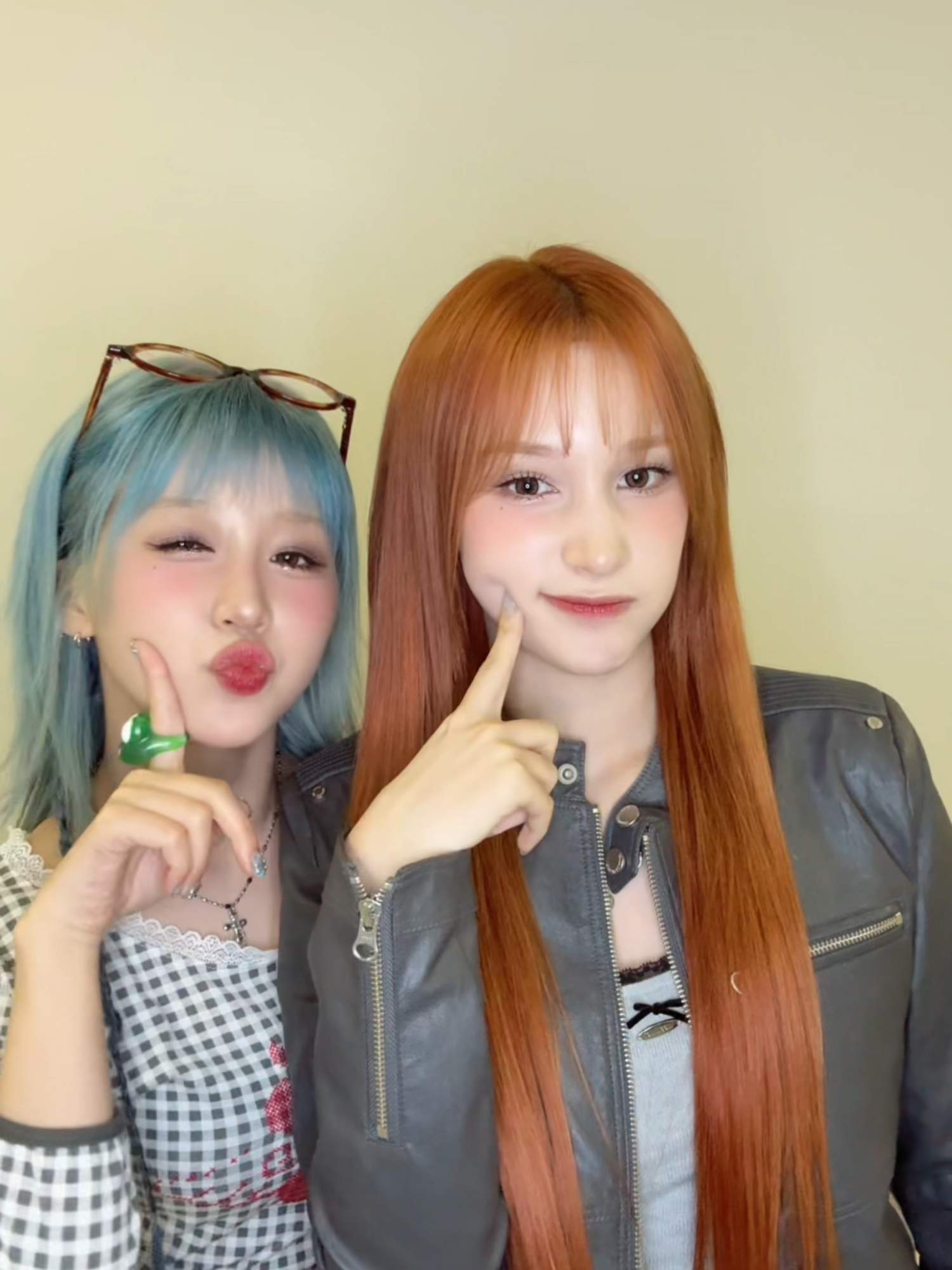 A post by @official_kep1er on TikTok caption: Kep1ian을 만나 시작됐어 💕 #히카루 #HIKARU #휴닝바히에 #HUENING_BAHIYYIH #Kep1er #케플러
