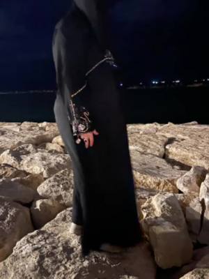 A post by @fooadam on TikTok caption: @الانتشار السريع #CapCut #الاما #دويتو #تصميم_فيديوهات🎶🎤🎬 #🤦‍♀️😔💔😒💔😔😰😓😓😓🤦‍♀🥀🤦‍♀️🥀🌹🥀🌹💛🌹🥀🌹🕊️🌹🕊️🥀👌👍 #اكسبلورexplore #الاردن🇯🇴 