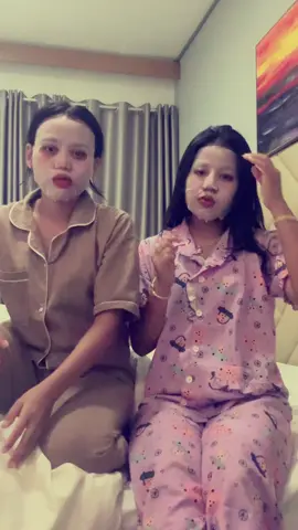 A post by @bomalay551 on TikTok caption: လှချက်@တကယ်ယွတဲ့ မယ်ပွ #myanmartiktok🇲🇲🇲🇲 #foryoupage❤️❤️ #fyp 