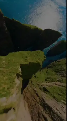 A post by @ahmet_yuusuf on TikTok caption: ٱلرِّجَالُ قَوَّ ٰ⁠مُونَ عَلَى ٱلنِّسَاۤءِ بِمَا فَضَّلَ ٱللَّهُ بَعۡضَهُمۡ عَلَىٰ بَعۡضࣲ وَبِمَاۤ أَنفَقُوا۟ مِنۡ أَمۡوَ ٰ⁠لِهِمۡۚ فَٱلصَّـٰلِحَـٰتُ قَـٰنِتَـٰتٌ حَـٰفِظَـٰتࣱ لِّلۡغَیۡبِ بِمَا حَفِظَ ٱللَّهُۚ وَٱلَّـٰتِی تَخَافُونَ نُشُوزَهُنَّ فَعِظُوهُنَّ وَٱهۡجُرُوهُنَّ فِی ٱلۡمَضَاجِعِ وَٱضۡرِبُوهُنَّۖ فَإِنۡ أَطَعۡنَكُمۡ فَلَا تَبۡغُوا۟ عَلَیۡهِنَّ سَبِیلًاۗ إِنَّ ٱللَّهَ كَانَ عَلِیࣰّا كَبِیرࣰا  [Surah An-Nisāʾ: 34] #surahannisa #tobecontinued #quran #quran_alkarim #القران_الكريم #quranrecitation #sheikhsalahbukhatir #foryoupage❤️❤️ #muslim #somalitiktok #ahmetyuusuf 