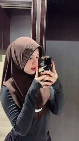A post by @mieayamthebstt on TikTok caption: Lampu kaka 🗿
