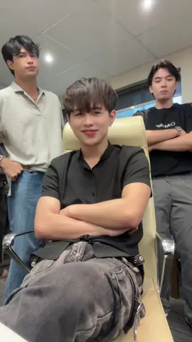 A post by @yanyandejesus1 on TikTok caption: @Frost Sandoval @Kyosu #amnse 