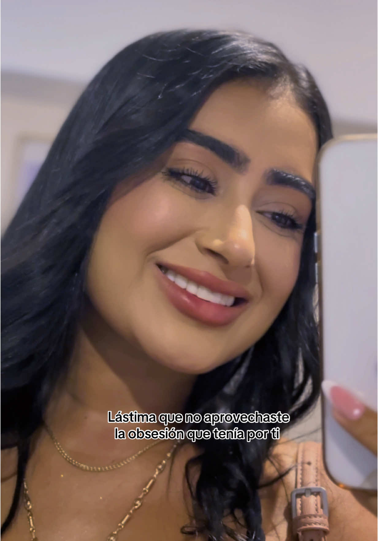 A post by @monicavallejooficiall on TikTok caption: Lástima 