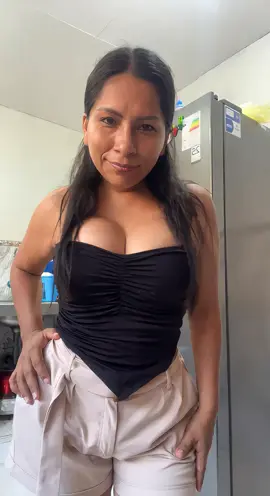 A post by @lispadilla6 on TikTok caption: Woow me encantó creo que me voy a pintar el cabello de ese color 🥰🥰🥰🥰