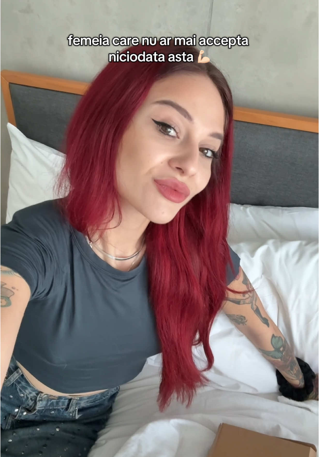 A post by @mariludobrescu on TikTok caption: “Vai, ce o sa zica lumea, sunt un esec, cum explic, nimeni nu o sa ma creada.”Ce ar fi viata fara lectii atat de importante. Asa crestem. Cereti sfatul si vorbiti cu cei care conteaza, intotdeauna🪽 insta @mariludobrescu #fyp 