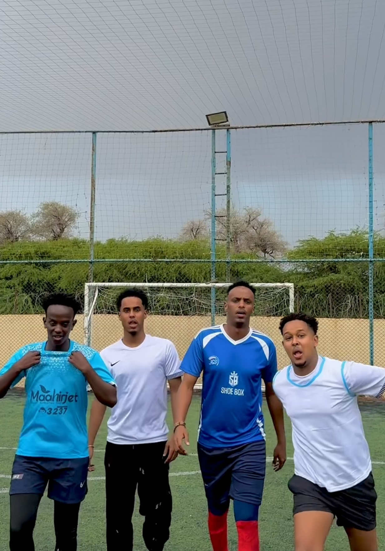 A post by @abdalajamaal on TikTok caption: Kubadu way wajiyo badan tahay 🤜🏿 #abdalajamaall #somlitiktok #somaliyoutubers #@Haykal Mohamed muse❤️ @Mustafe_kante @Dhakhtarrr 