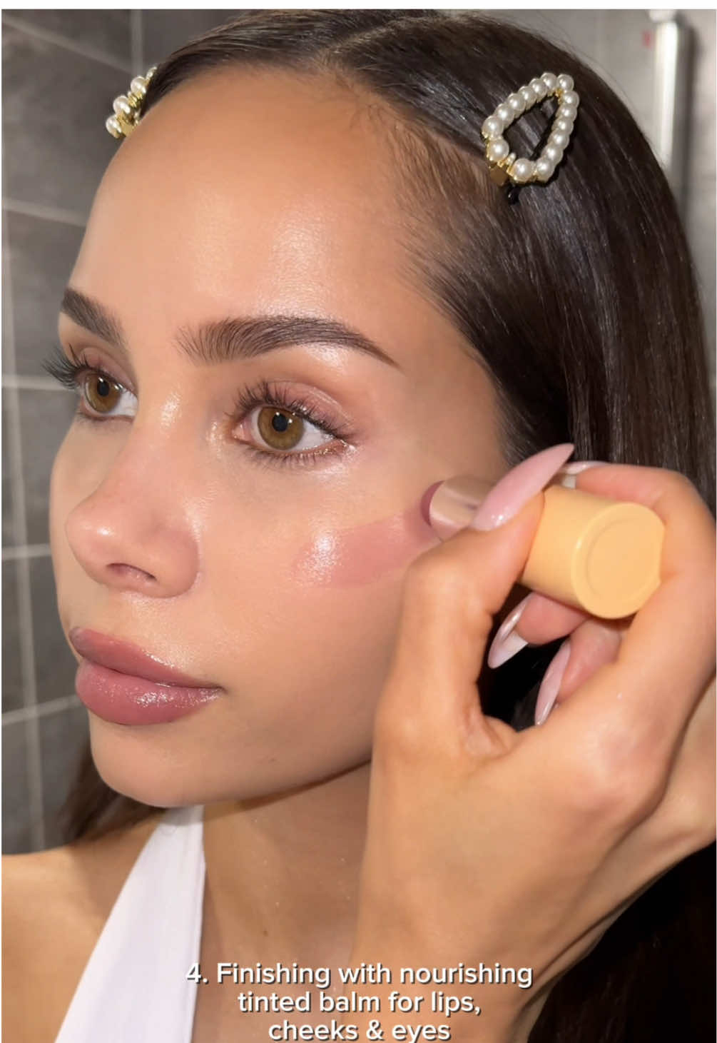A post by @jennatanisha on TikTok caption: My dry skin saviours!! Mainos @Yepoda 🤍 How I achieve glass skin in 4 steps 👼🏻🫧 The Mist Have - Hyaluronic acid & lavender face mist The Make My Day cream  The Glow Hero - Oil serum The Dewy Day foundation N3n #yepoda #kbeauty #skincareroutine #koreanskincare 
