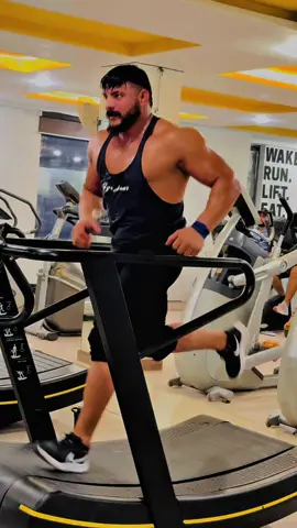 A post by @malik_beniameen on TikTok caption: 💪#malik_beniameen 