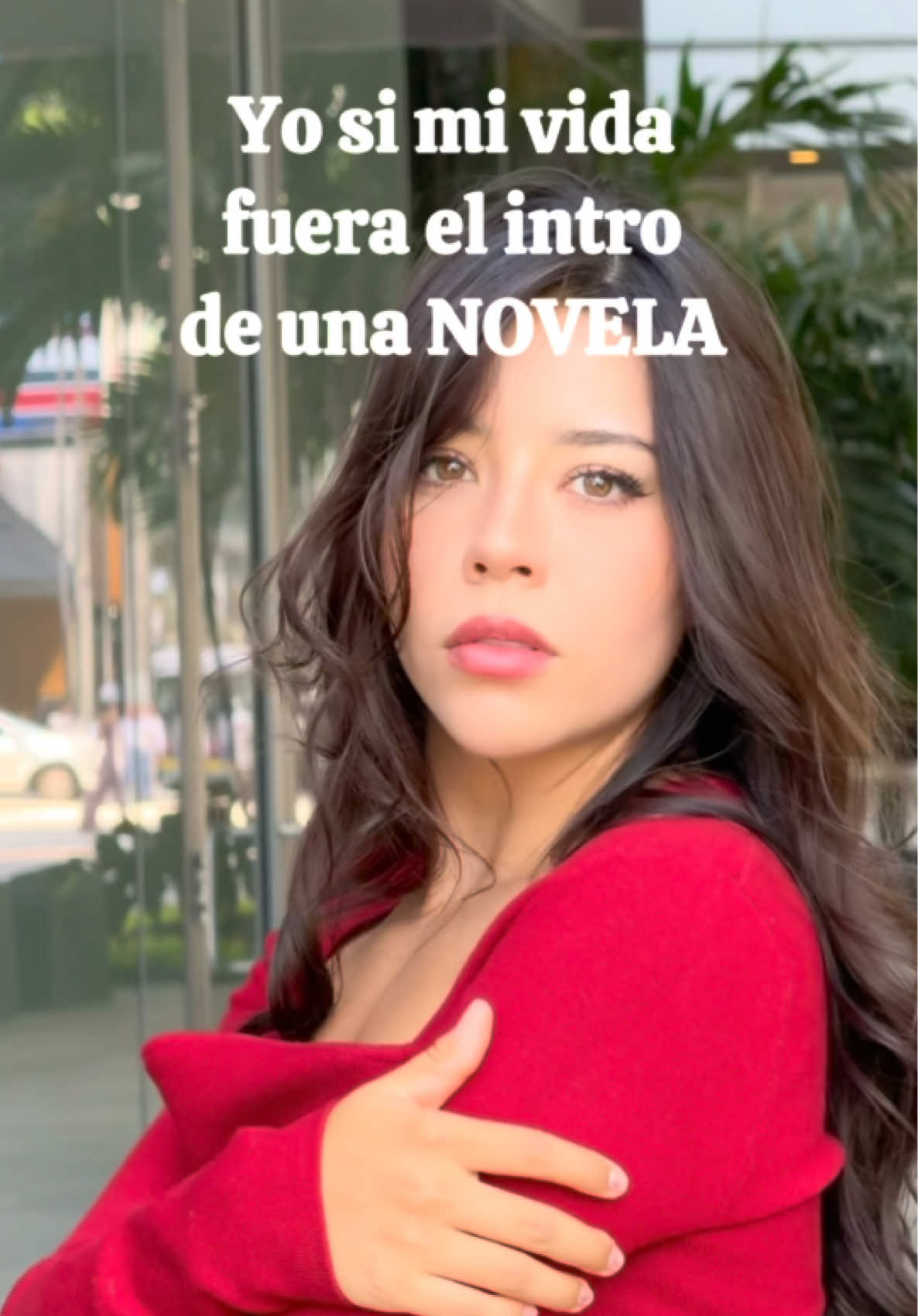 A post by @surysadai on TikTok caption: Si mi vida fuera el intro de una telenovela ❤️‍🔥🔥  @ponds mexico #NetaPonds #Ponds #AgeMiracle #HexylRetinol #Publicidad
