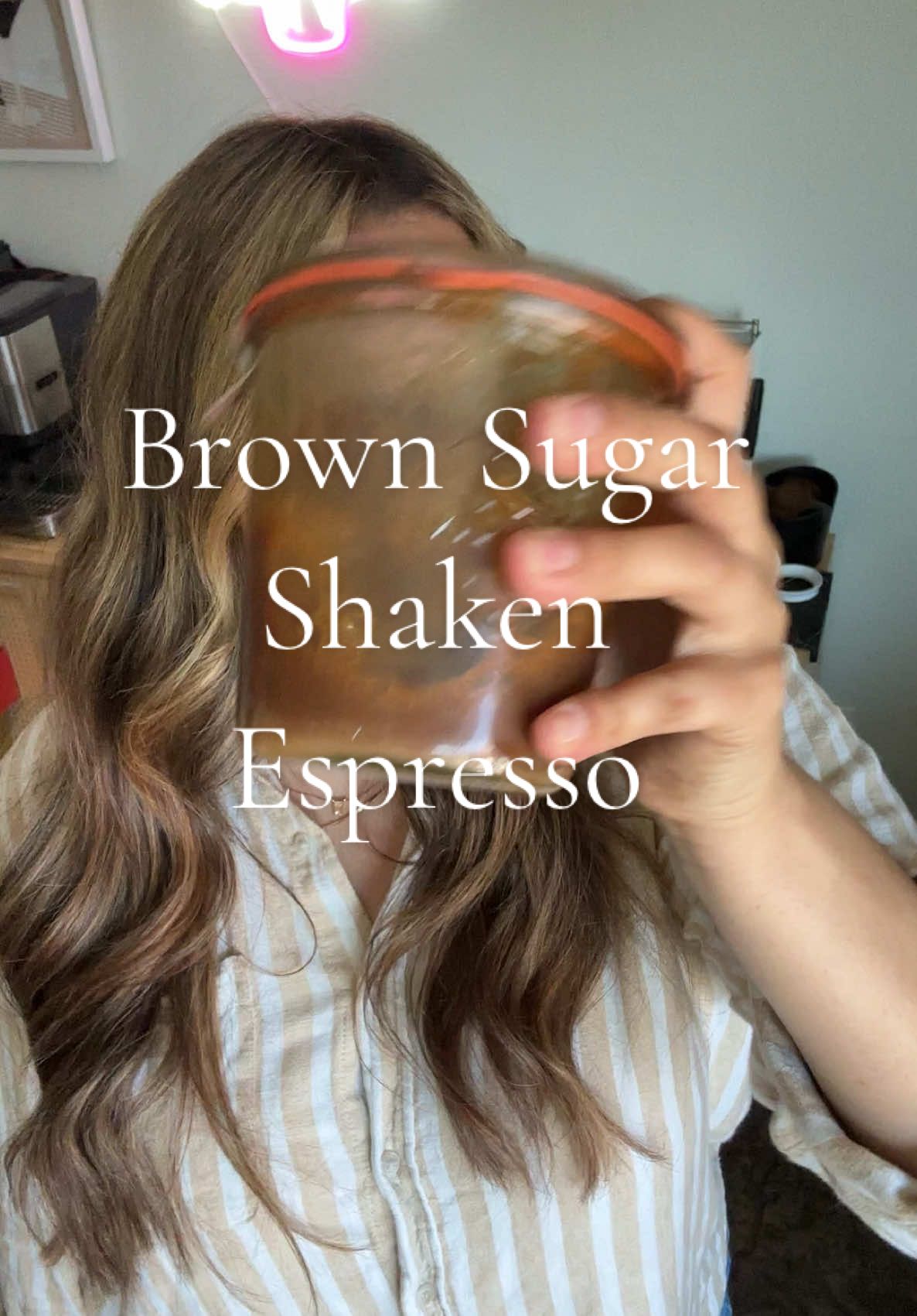 A post by @amberalejandrez on TikTok caption: Brown Sugar Shaken Espresso Using My new weck jar is a game changer 🤭✨ Brown sugar cinnamon swirl use code: AMBERKYYA10 #weckjar #brownsugarshakenespresso #brownsugar #coffeerecipe #fyp #sauce @KYYAchocolate 