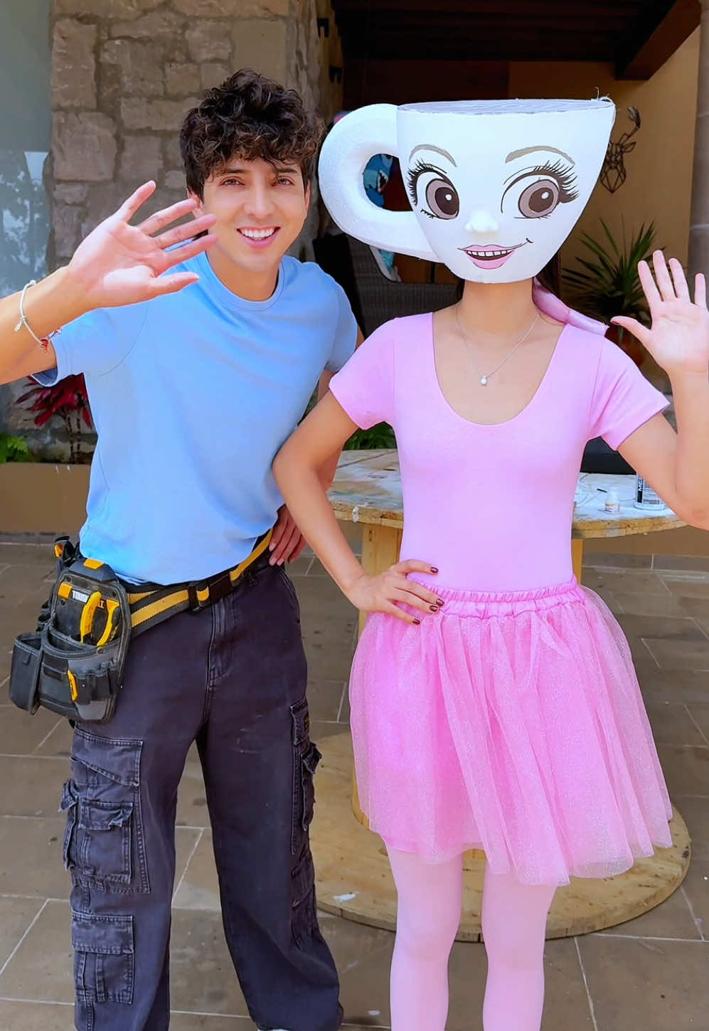 A post by @cainguzman on TikTok caption: El Día de hoy hicimos a Valerina Capuchina, digan a que otro personaje hacemos❓#AmazonHotSale @Amazon México 
