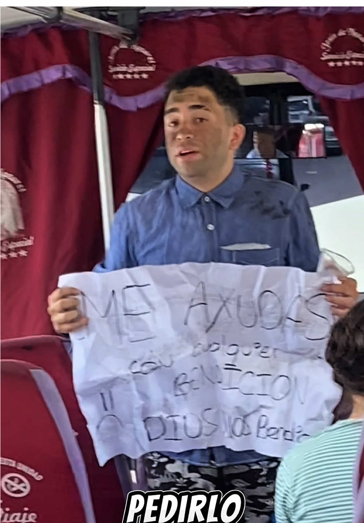 A post by @alexisvargass__ on TikTok caption: ¿Me ayudas con algo?😳🥲 #bendiciones #ayudas #viral 