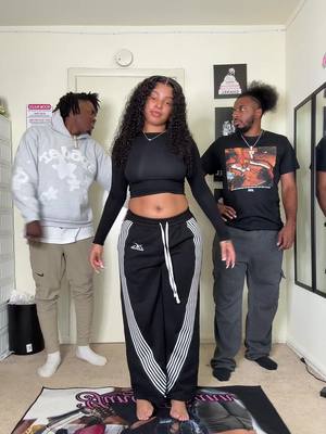 A post by @pjhowardiv on TikTok caption: ONE TIME 🔥. @G.smooth @AYEEEEEE FRANNN 💕🔥 #fypシ #fyp #foryou #viral 