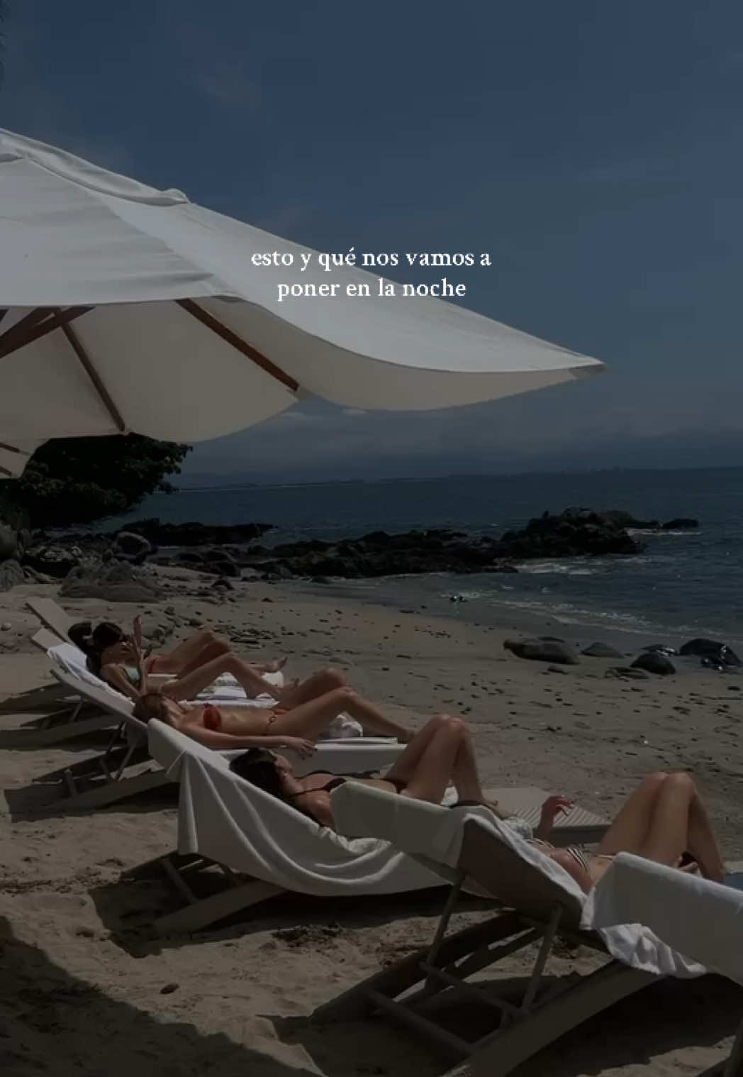 A post by @mariaacastaneda on TikTok caption: Etiqueta a quién te llevarías 👙🐚  #girlstrip #puntamita #trend #playa #mariacastañeda #girls #fyp
