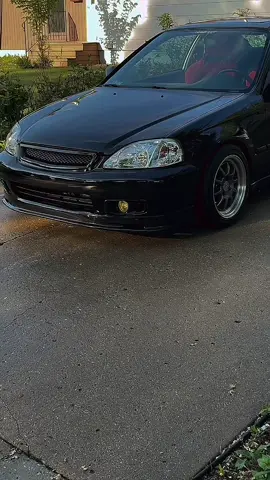 A post by @ball1n_honda on TikTok caption: I bet I burn more oil than you do 😋 #fyp #honda #bseries #carcommunity #import #typeR #civic 