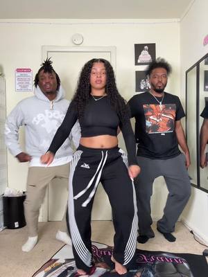 A post by @pjhowardiv on TikTok caption: CUS WTF SIS 😂. #fypシ #fyp #foryou #viral 