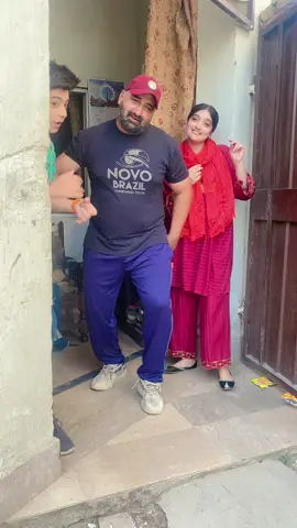 A post by @naeemraza076 on TikTok caption: #ay dil lays ha payar#trendingvideo #viralvideo #foryoupage #tiktokviral #tranding #tranding 