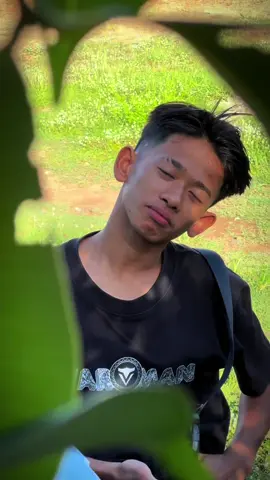 A post by @infinityofsteavkhaet on TikTok caption: 360° 😁🌱#nimnounkpc #cambodian #foryourpage #viral #funnyvideo #fyp 