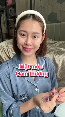 A post by @vietphuongthoa98 on TikTok caption: Chơi lớn quay mặt mộc cam thường 😆