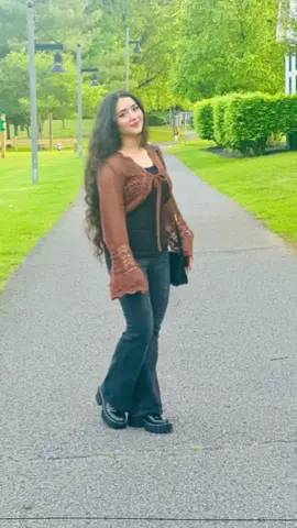 A post by @anikahuda1 on TikTok caption: #foryou #bengaligirl #foryoupage 
