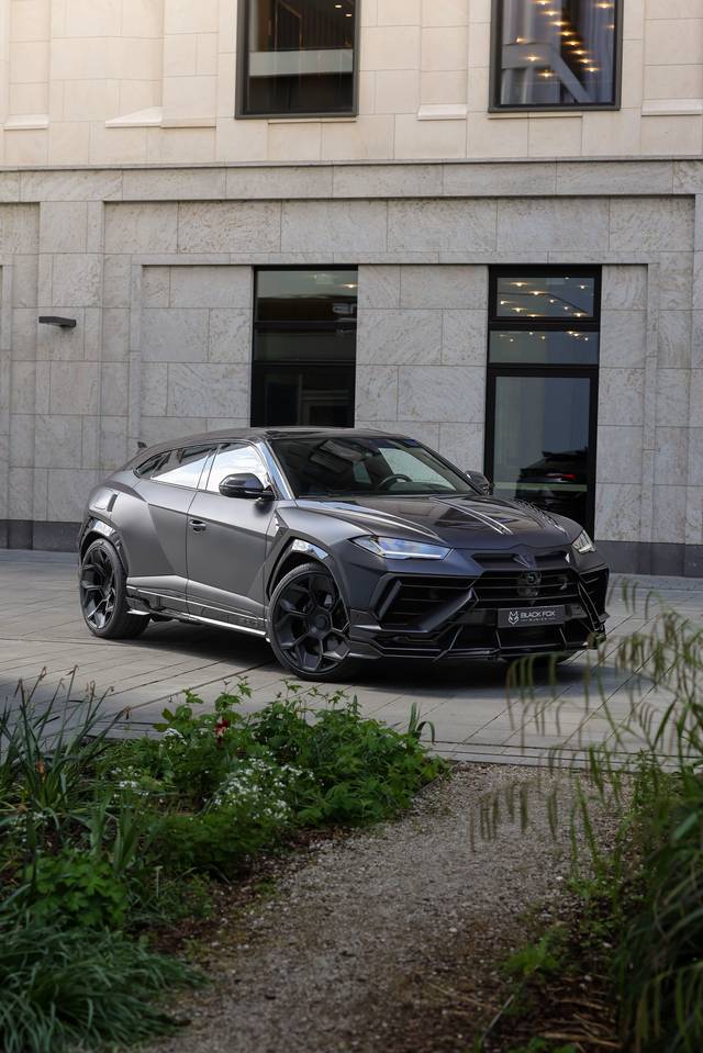 A post by @black_fox_motors on TikTok caption: The real Hunter is here! #blackfoxmotors #lamborghini #urus #topcar #carsdaily #luxurycarlifestyle #carbon #lamborghiniurus #lambo #lambolove #luxurylifestyle #caroftheday #carswithoutlimits #cardealer #carforsale #urustalk #exclusivecars #dubai #lambocarworld #cargram #cars #luxurycardealer #lamborghinistyle #topcardesign #supercars #munich #carporn #lambolifestyle #cartok #carsoftiktok #cargallery 