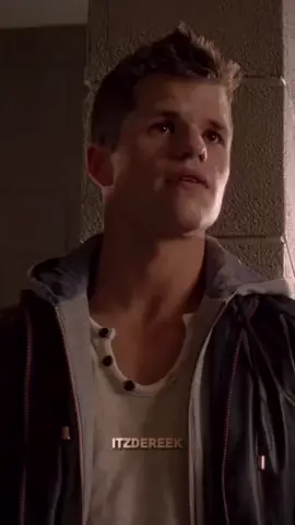 A post by @_teencobra_ on TikTok caption: #stilesstilinski #stilesstilinskiedit #teenwolf #teenwolfedit #dylanobrien #edit #fyp #viral #teenwolfstilesandscott  🎥 itz_derek2