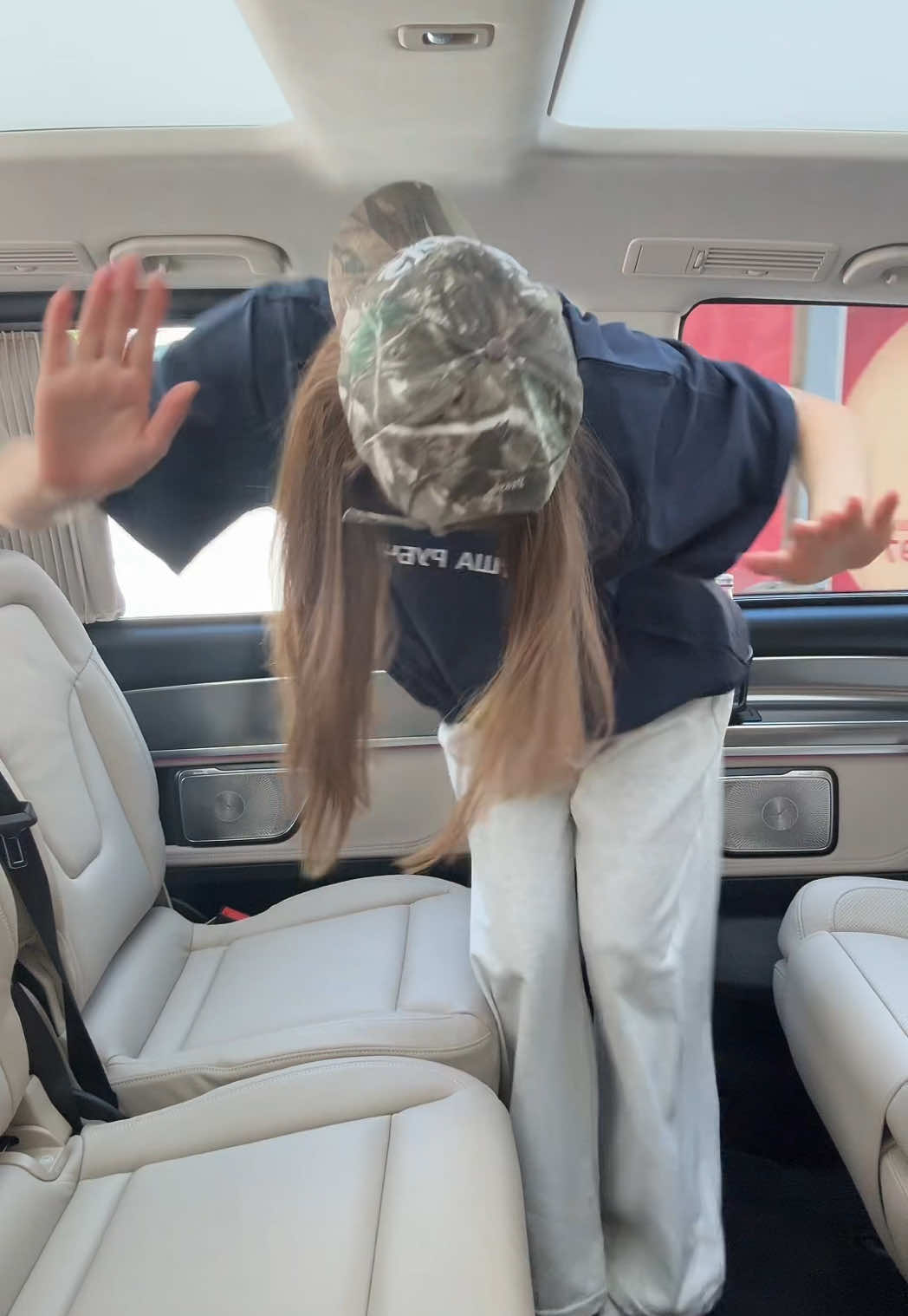 A post by @annperesild on TikTok caption: ваша сегодня на приколе  #fyp #on #recomendation 