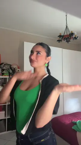 A post by @brisida on TikTok caption: 💚