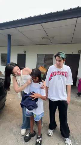 A post by @spriteder_spd on TikTok caption: มาอยู่กับพี่นะ 🥰 #น้องฟ้าใส #spd #อุงเอิง @อุงอุง 💖 @น้องฟ้าใส🩵  