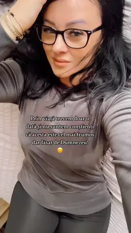 A post by @gabrielaflo15 on TikTok caption: #gabrielaflo❤️ #🇹🇩🇩🇪 #saajungapeforyou🙏❤ #fypシ゚viral🖤tiktok #fypシ゚viral🖤tiktok☆♡🦋myvideo 