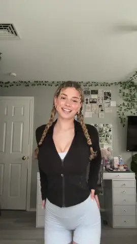 A post by @kira on TikTok caption: this is how I hype myself up for the gym btw