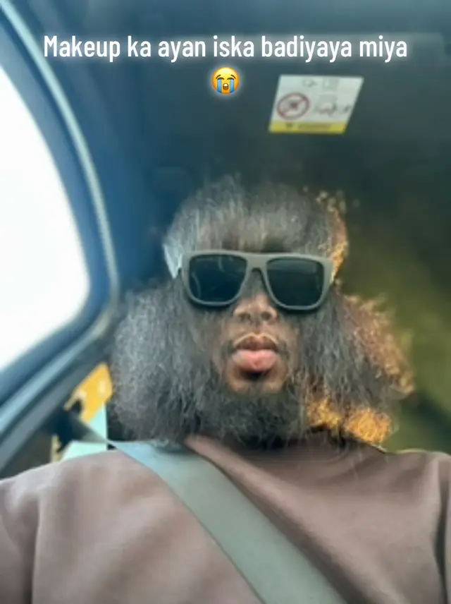 A post by @shaam__13 on TikTok caption: #foryoupage #fyp #foryou #foryoupage #foryou #somalilandtiktok💚🤍❤ #somalititok #foryou #somalitiktok #somalititok #foryoupage #fyp #fyp #somaliland #somalititok #foryou #foryoupage 