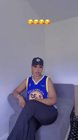 A post by @yasminelasilencieuse0 on TikTok