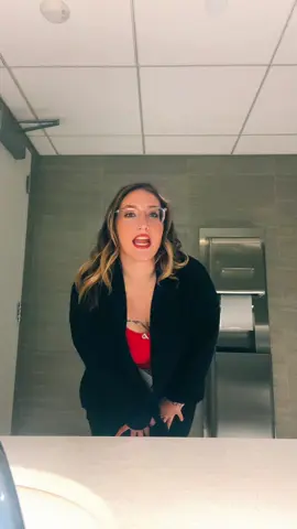 A post by @pimpinp1 on TikTok caption: Lizzie ate this up #foryoupage #fyp 